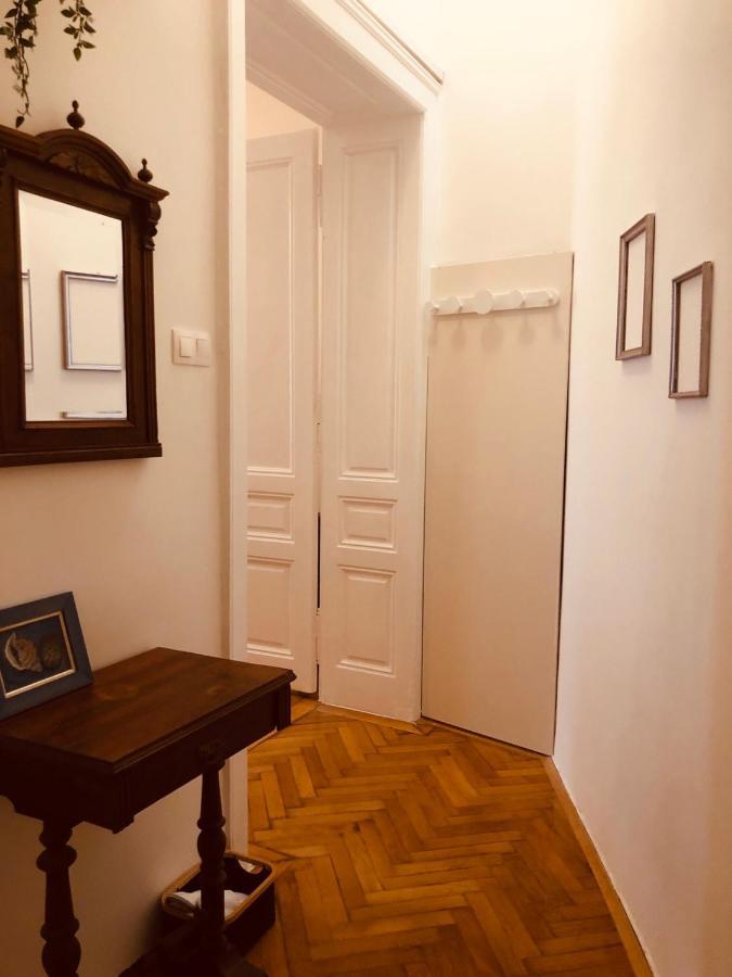 Room 44 Osijek Exteriér fotografie